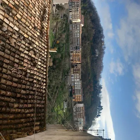 Dom wakacyjny Grotta Del Lupo *