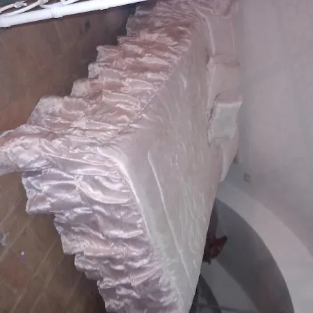 Dom wakacyjny Grotta Del Lupo